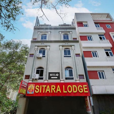 Hotel O Hanuman Pet Near Railway Station Виджаявада Экстерьер фото