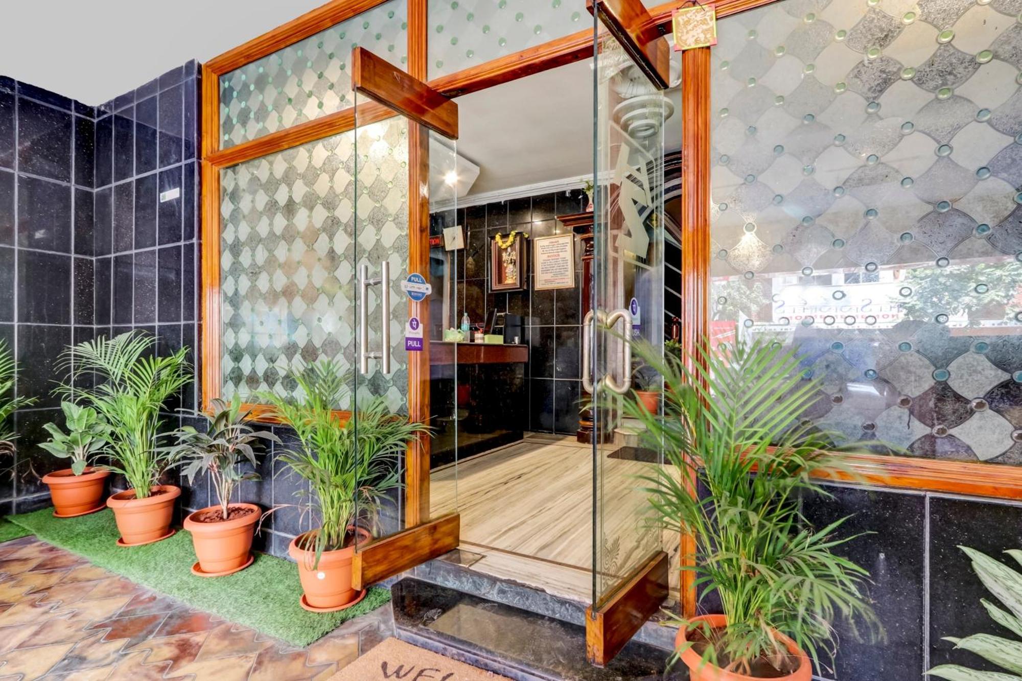 Hotel O Hanuman Pet Near Railway Station Виджаявада Экстерьер фото