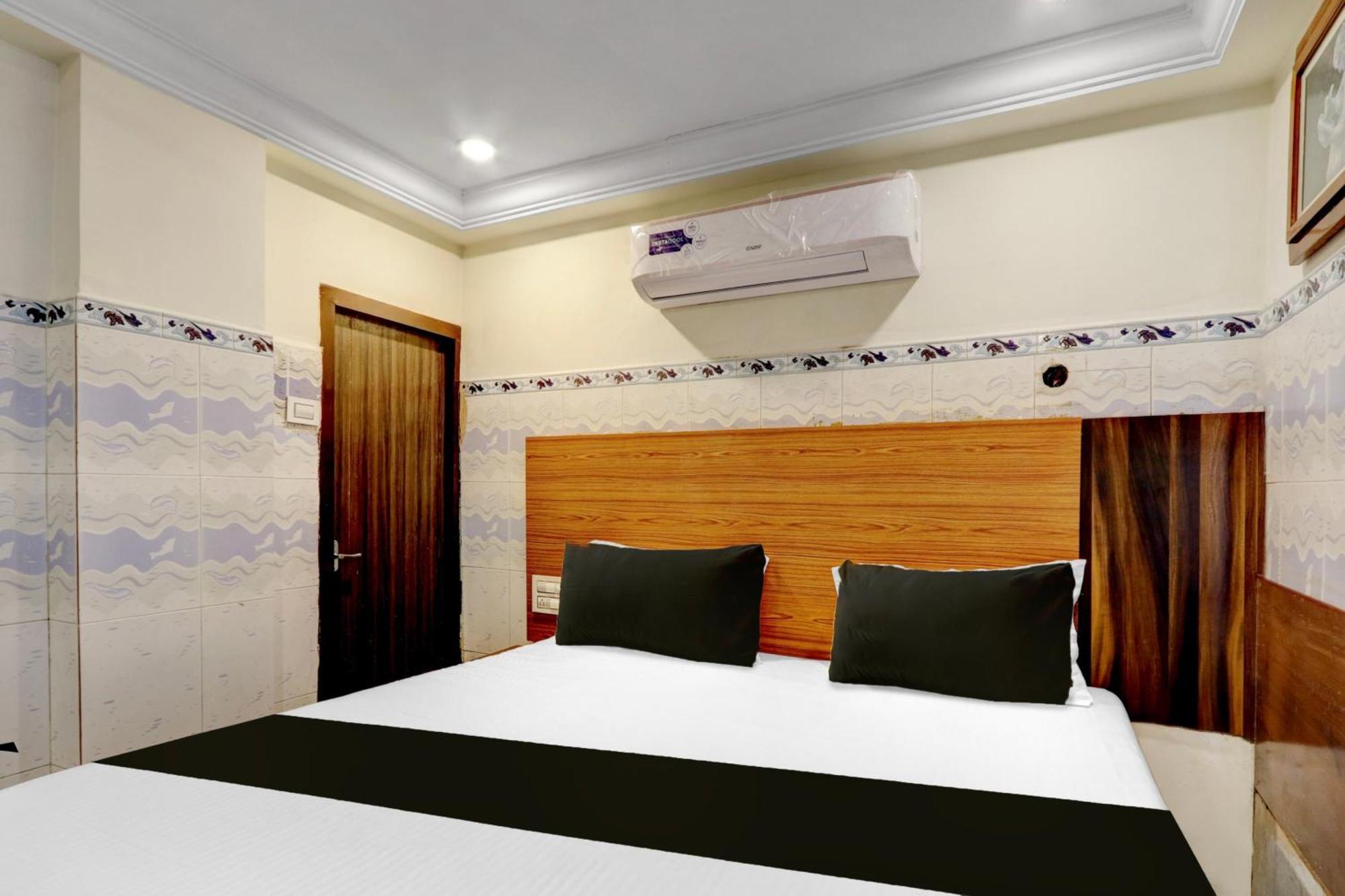 Hotel O Hanuman Pet Near Railway Station Виджаявада Экстерьер фото